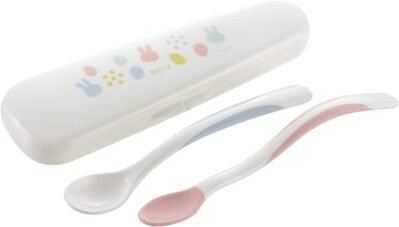リチェルミフィー離乳料理スプーンセット(ケースを含む)5ヶ月