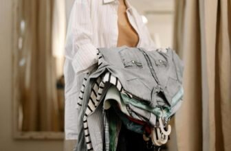 予算内でワードローブをどのように充実させることができますか？