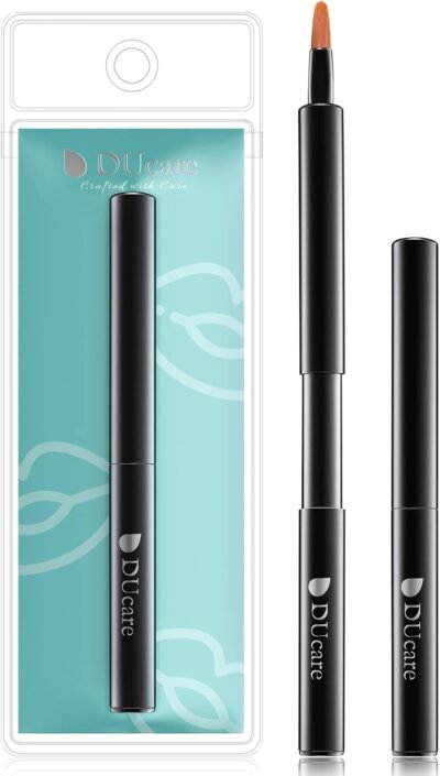 Ducare Lip Brush、1ピース、スライドタイプのメイクアップブラシ、ポータブルで持ち運びが簡単、格納式、リップクリーム&リップスティック用、高品質の合成繊維、使いやすい、柔らかく、肌に優しい、