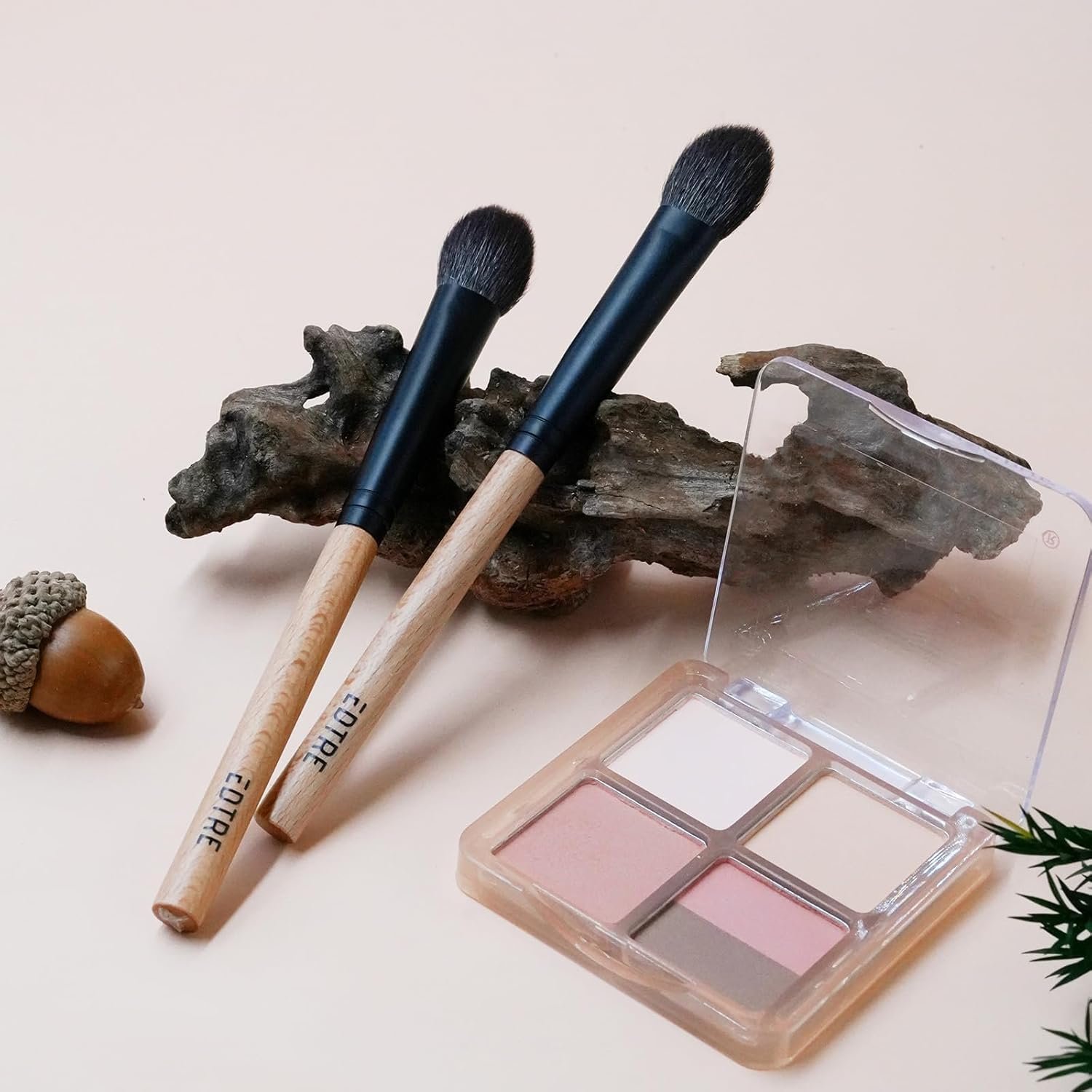 EDTRE 厳選獣毛 山羊毛 多機能メイクブラシ チーク アイシャドウ アイメイクブラシ ハイライトブラシ 極細柔らか毛 メイクブラシ (多機能配合) - 이미지 8