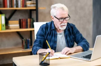 仕事用にラップトップを購入するときは何を考慮する必要がありますか?